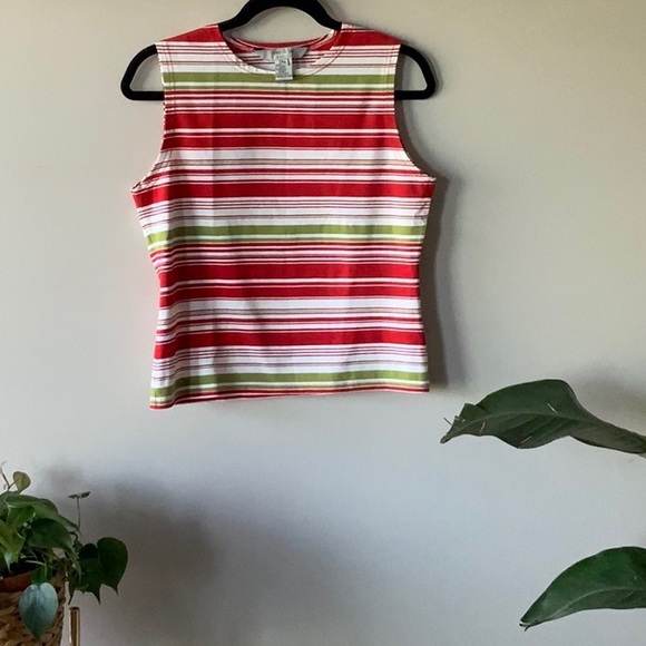 Striped Sleeveless Top - Picture 7 of 8
